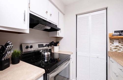 Gainesville House | Quiet, Updated 2 bed/2 bath Condo in NW Gainesville