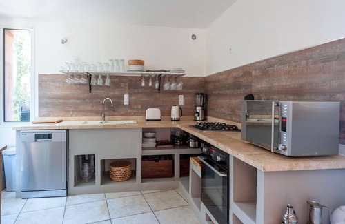 Pignans House | Quiet vacation home with private pool