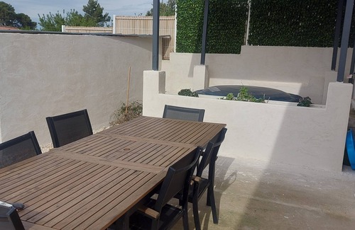 Douzens House | Quiet villa with its jacuzzi located between the city of Carcassonne and the beach.