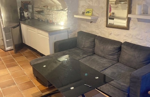 Coaraze House | Quiet village house close to river and walks