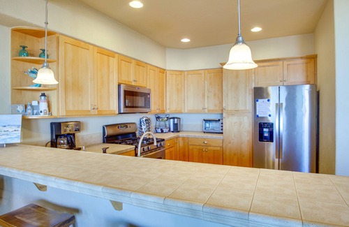 Gold Beach House | Quiet Waterfront Escape w/Hot Tub & Beach Access!
