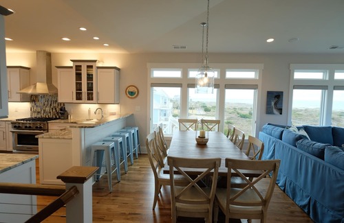 Oak Island House | Quiet West End, Oceanfront & Soundfront, Pool,Hot Tub, Elevator, Pets, Sept sale