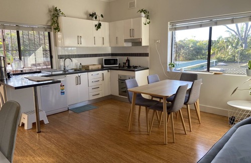 Kingsford Apartment | Quiet With Views on Trees, 3 Dedicated Working Spaces, Steps From Lightrail