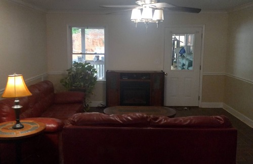 Central House | Quiet, yet convenient, country setting