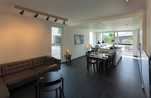 Hasselt House | Quietly situated holiday home on the edge of Hasselt, with private parking.