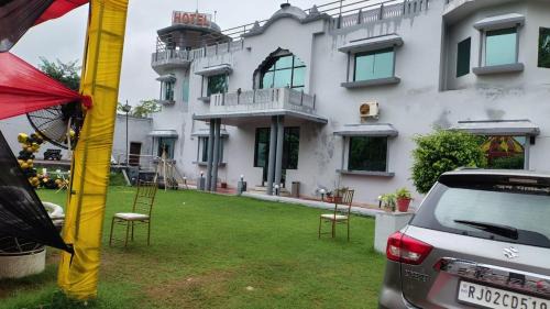 Alwar Hotel | Quila Camps and Resort, Burja