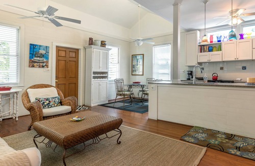 Key West Historic District House | Quilted Giraffe in Key West