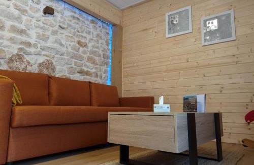 Quincey House | Quincey Village House