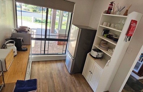 Dunsborough Apartment | Quindalup Studio 300m to beach. Pet friendly!
