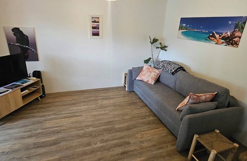 Dunsborough Apartment | Quindalup Studio 300m to beach. Pet friendly!