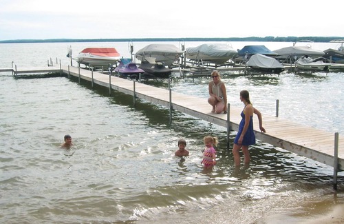 Cheboygan Cottage | Quint Cottage on beautiful Mullett Lake in Northern Michigan