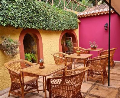 Camacha House | Quinta da Moscadinha