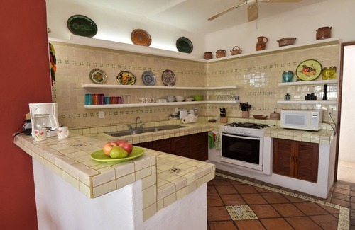 Akumal House | Quinta Del Mar Beautiful Vacation Home with Stunning Ocean Views + Guest House