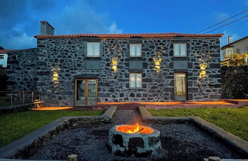 Velas Cottage | Quinta do Almanac