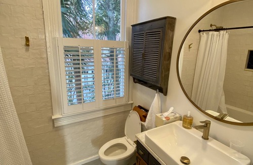 Harleston Village House | Quintessential Charleston Charm on Queen St 2
