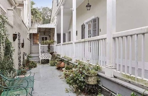 French Quarter Apartment | Quintessential French Quarter Cottage with Lush Courtyard