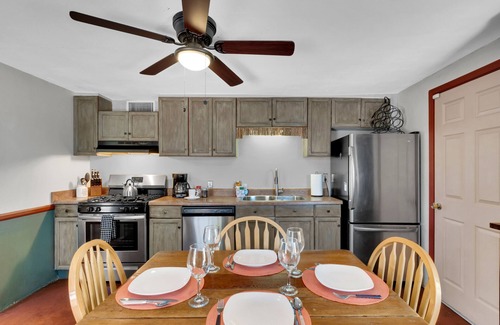 Peter Howell House | Quintessential Midtown Bungalow