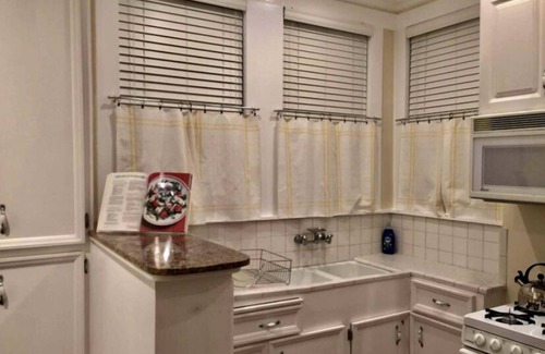 Fisherman's Wharf Apartment | Quintessential San Francisco Apartment