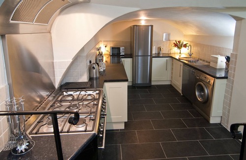 Bath House | Quirky Georgian Townhouse in the heart of old Bath (sleeps up to 10)