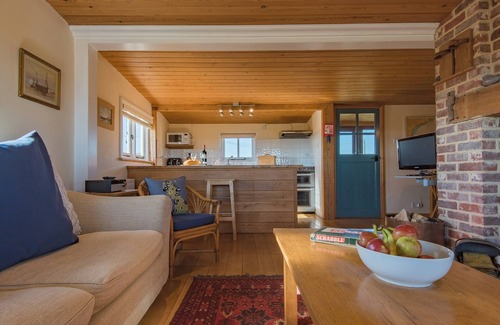 Dungeness Cottage | Quirky holiday cottage right on the beach at Dungeness in Kent.