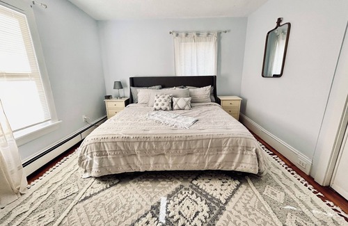 East End House | Quirky home located downtown Portland