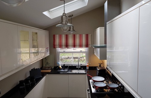 Slough House | Quirky large townhouse - Legoland, Windsor, Slough