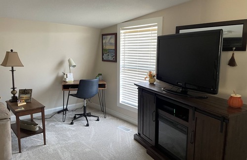 Greenback Apartment | Quit retreat, close to The Dragon, Tellico lake, Chillhowee Mtns, Smoky Mountain
