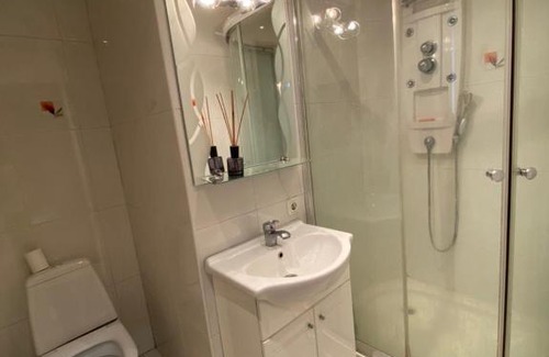 Avoti Apartment | Quite center of Riga