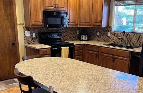Spokane Valley House | Quite, spacious, and private retreat