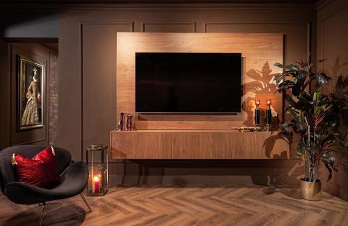 Bucharest City-Centre Apartment | Qult - Obsidian