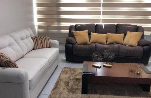 Simon Bolivar Apartment | QUO 601 Lujo Confort Seguridad