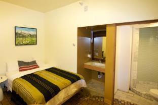 Midtown Anchorage Hotel | Qupqugiaq Inn