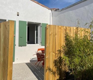 Rivedoux-Plage Apartment | Réalaplage studio de charme sur Rivedoux