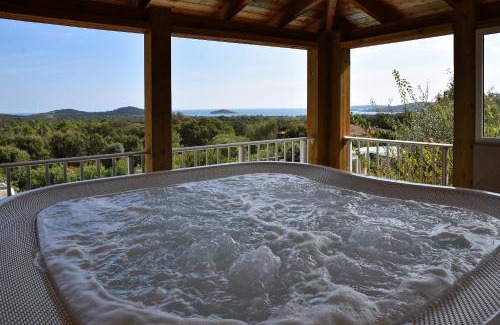 Sainte-Lucie-de-Porto-Vecchio House | Résidence Chiar' Di Luna