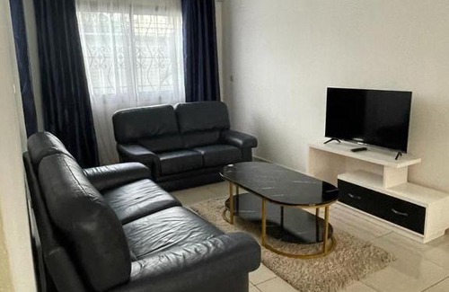 Bonaberi Apartment | Résidence 2JGE