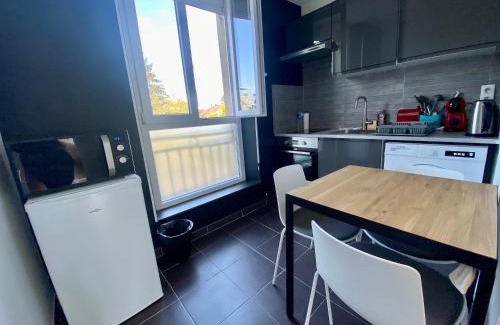 Aulnay-sous-Bois Apartment | Résidence 4T - 33 bis Avenue Gaston Chauvin