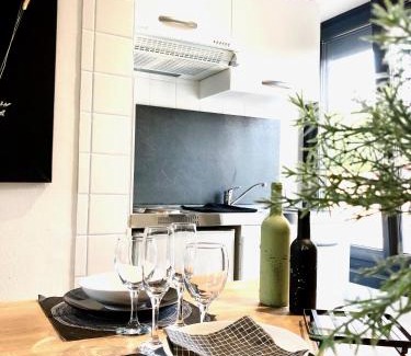 Saint-Honore - Jeanne d'Arc Apartment | Résidence « Au passage coloré »
