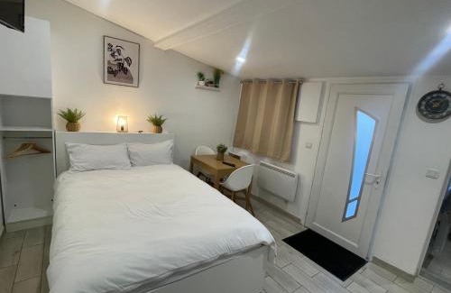 Port-Aviation Apartment | Résidence Chene- 15 MN de Paris et 05 MN d'Orly Aéroport