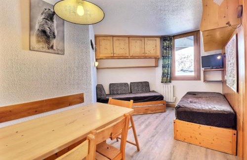 Meribel-Mottaret Apartment | Résidence Creux De L Ours D - JOLI STUDIO DIVISIBLE, BELLE VUE SUR LES PISTES, SKIS AUX PIEDS, PROCHE DES COMMERCES MAE-9704