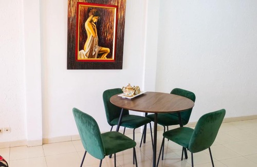 Yof Apartment | Résidence CRISTINA, Studio meublé