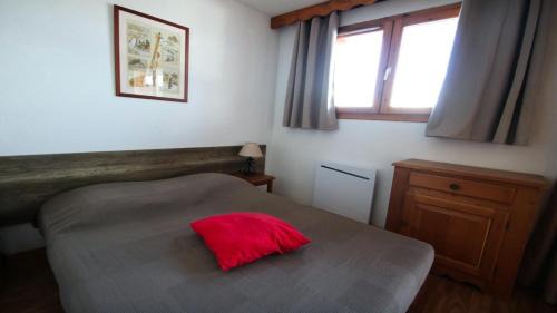 Puy-Saint-Vincent Apartment | Résidence Dame Blanche - DBA214 - APPT 1 CHAMBRE + CABINE - BALCON - 6 PERSONNES - Secteur 1800 MAE-8074