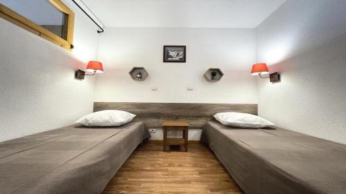 Puy-Saint-Vincent Apartment | Résidence Dame Blanche - DBA214 - APPT 1 CHAMBRE + CABINE - BALCON - 6 PERSONNES - Secteur 1800 MAE-8074