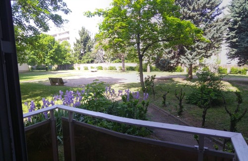 Santy - La Plaine Apartment | Résidence du Parc des Tilleuls de LYON (4 bdrms, 82m²,free pkg, EUREXPO)