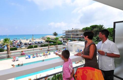 Villeneuve Loubet Beach Apartment | Résidence Goélia Royal Cap