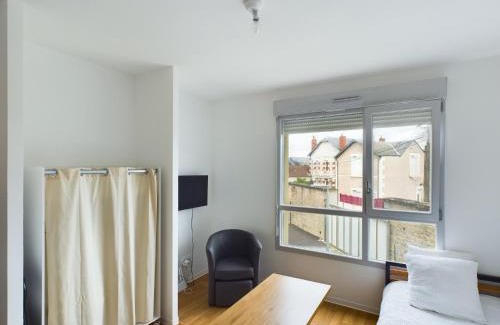 Bourges Apartment | Résidence La Pyro