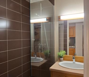 Laveissiere Apartment | Résidence LE BEC DE L'AIGLE