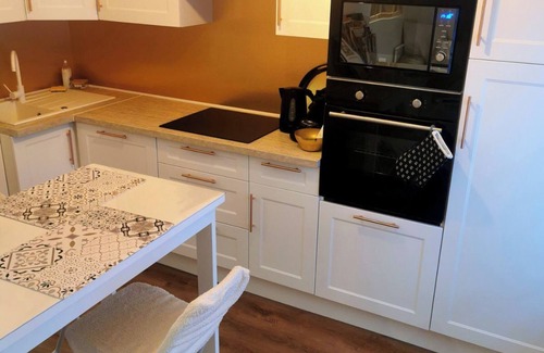 Montbeliard Apartment | Résidence Le Château Appartement Tout Confort au Pied du Château de Montbéliard