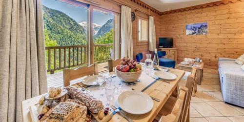 Champagny-en-Vanoise Apartment | Résidence Les Alpages - 3 Pièces pour 6 Personnes MAE-9621