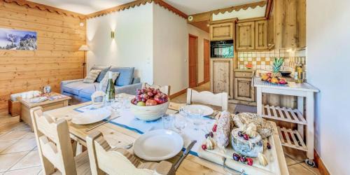 Champagny-en-Vanoise Apartment | Résidence Les Alpages - 3 Pièces pour 6 Personnes MAE-9621