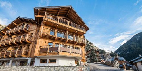 Champagny-en-Vanoise Apartment | Résidence Le Grand Bouquetin - 3 Pièces pour 6 Personnes MAE-0004